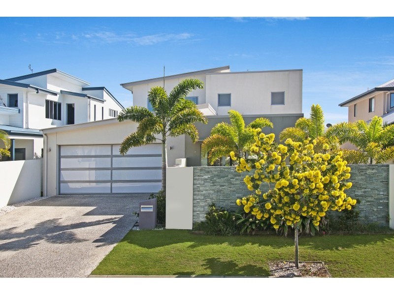 7 Panama Court, Kawana Island QLD 4575