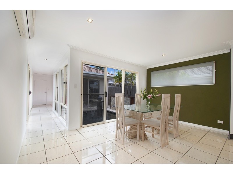 6 Corfu Street, Kawana Island QLD 4575