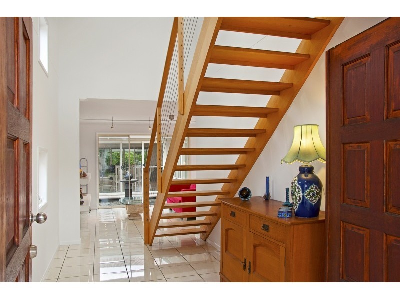 6 Corfu Street, Kawana Island QLD 4575