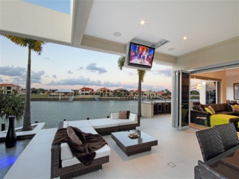 25 Cuba  Court, Kawana Island QLD 4575