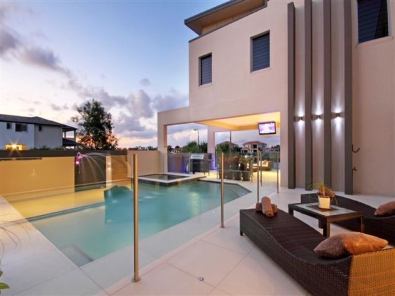 25 Cuba  Court, Kawana Island QLD 4575