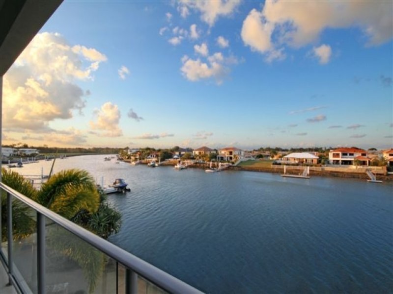 25 Cuba  Court, Kawana Island QLD 4575