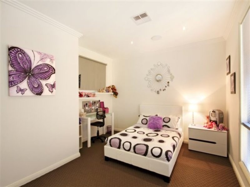 25 Cuba  Court, Kawana Island QLD 4575