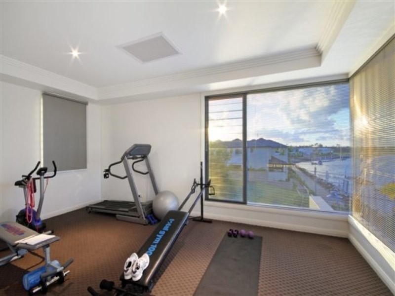 25 Cuba  Court, Kawana Island QLD 4575