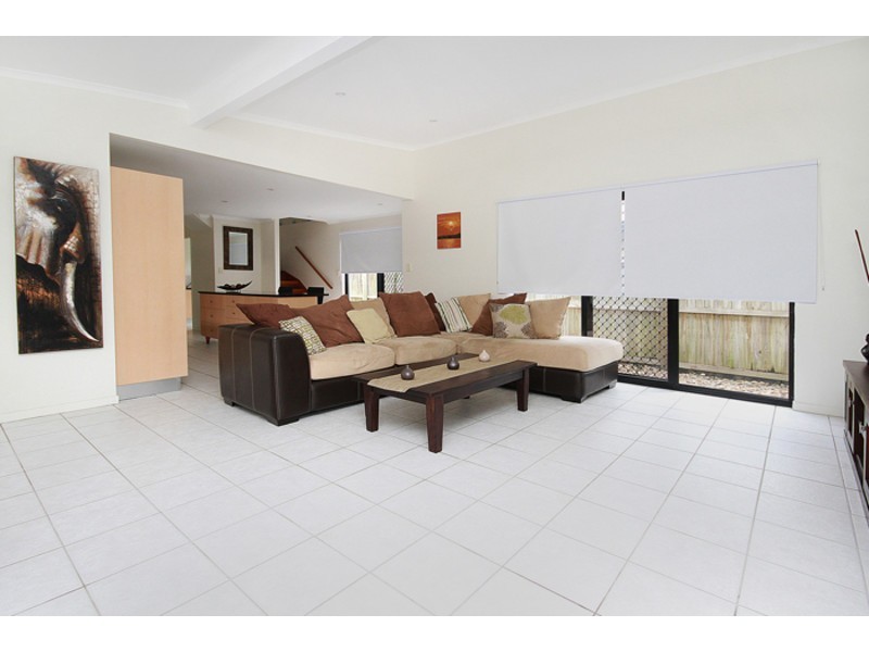 21 Sanibel Court, Kawana Island QLD 4575