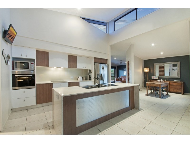 7 Abaco Street, Kawana Island QLD 4575