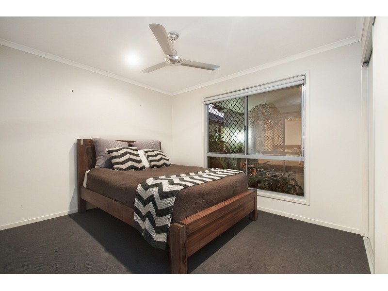 7 Abaco Street, Kawana Island QLD 4575