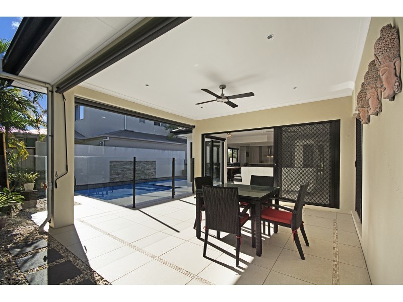 16 Cuba Court, Kawana Island QLD 4575