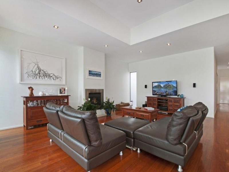 11 Antigua Court, Parrearra QLD 4575