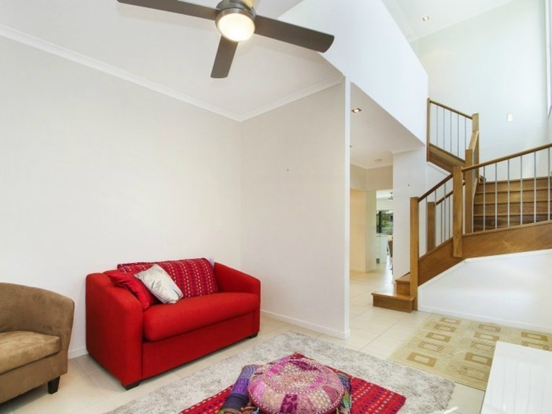 1 Panama Court, Kawana Island QLD 4575