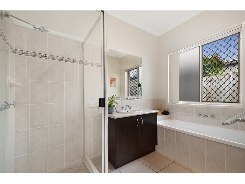 62 Rawson Street, Caloundra West QLD 4551