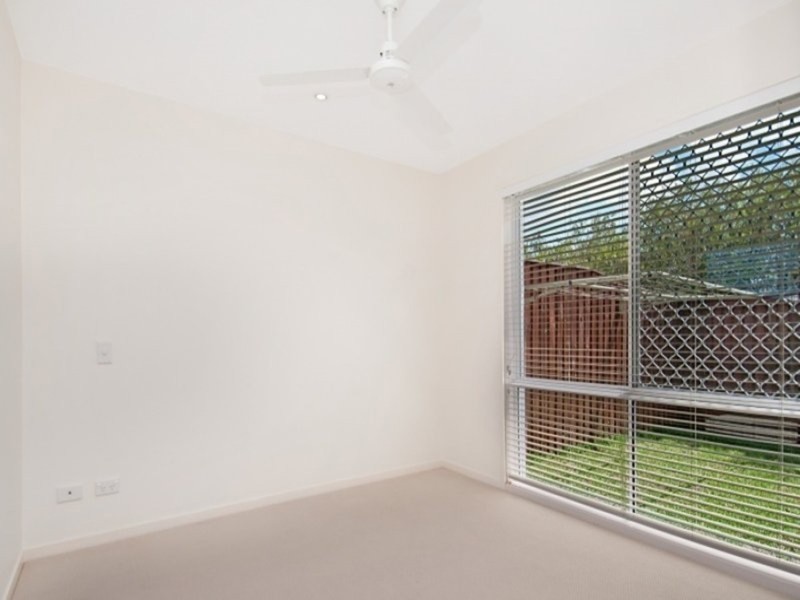 2 Dominica Place, Kawana Island QLD 4575