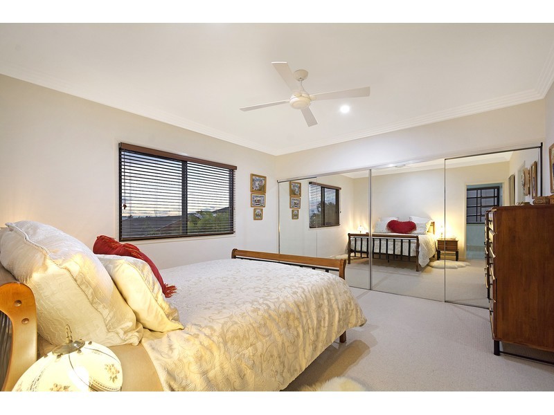 10 Abaco Street, Kawana Island QLD 4575