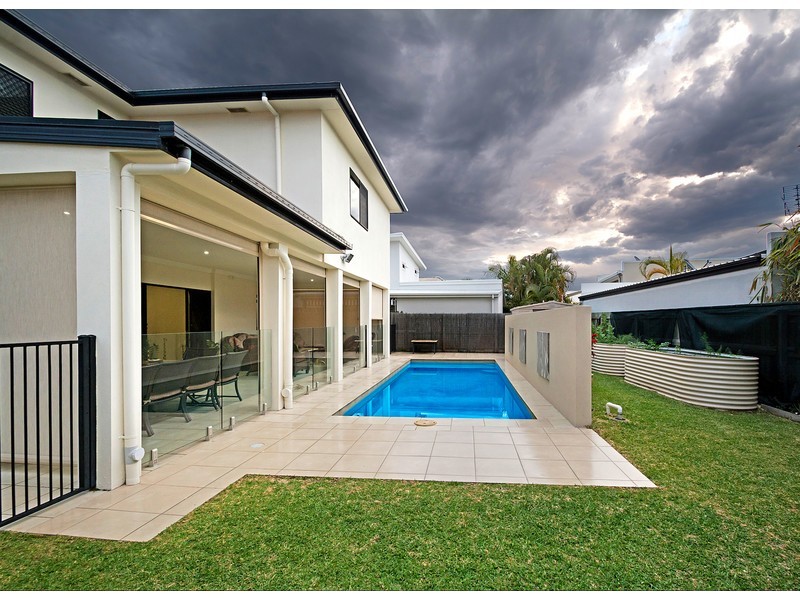 10 Abaco Street, Kawana Island QLD 4575