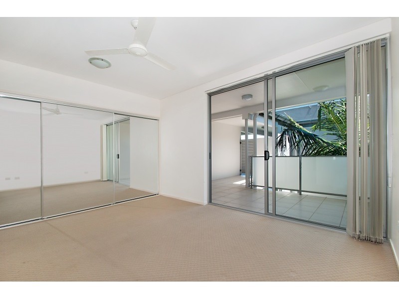 73/7 Grand Parade, Kawana Island QLD 4575