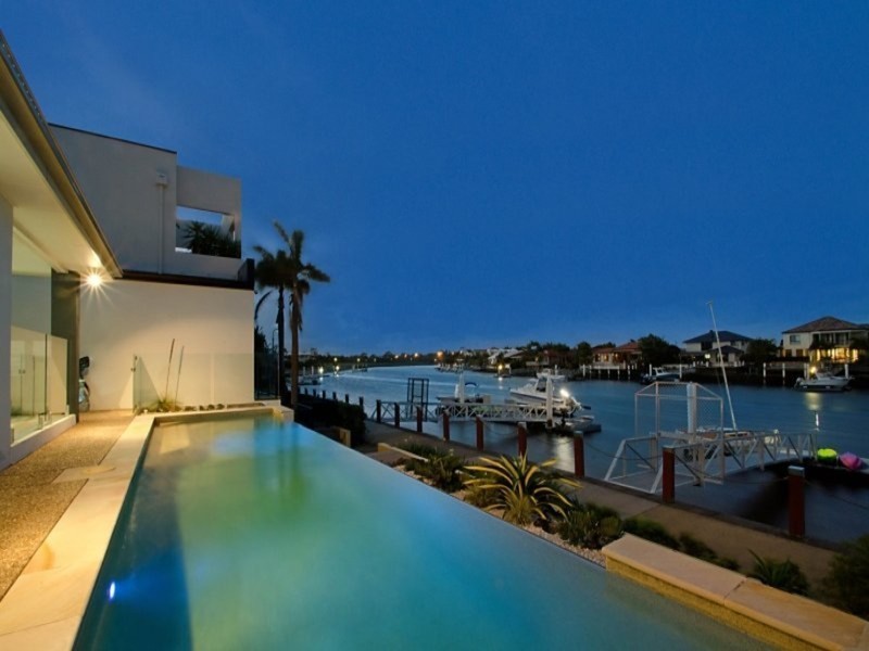 17 Cuba Court, Kawana Island QLD 4575