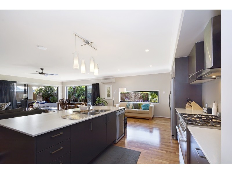 4 Pangali Circuit, Birtinya QLD 4575