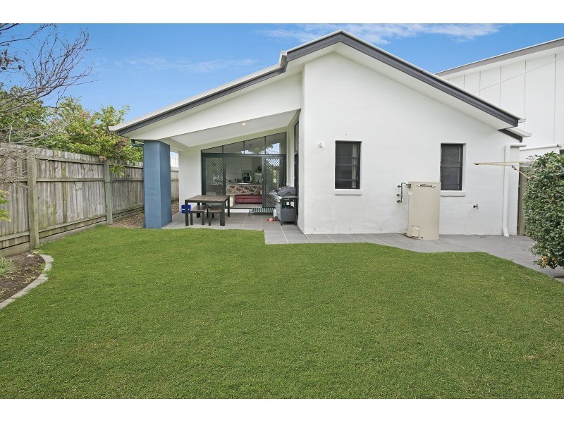 11 Antilles Street, Kawana Island QLD 4575