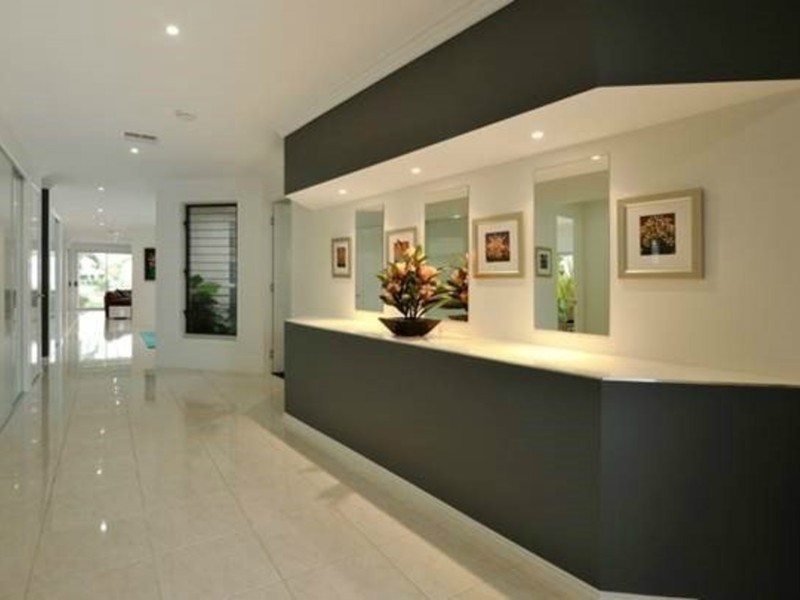 25 Barbuda Circuit, Kawana Island QLD 4575