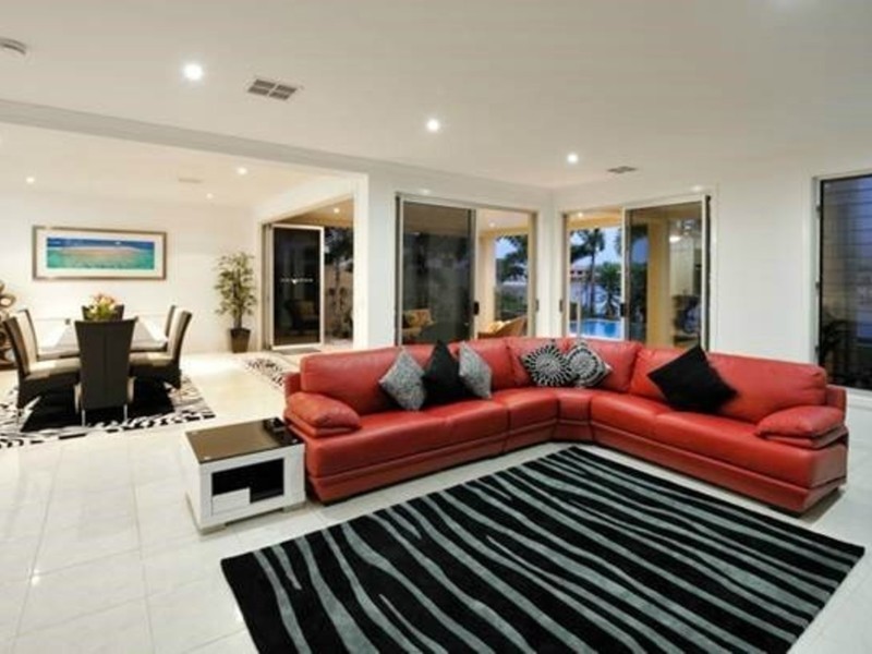 25 Barbuda Circuit, Kawana Island QLD 4575