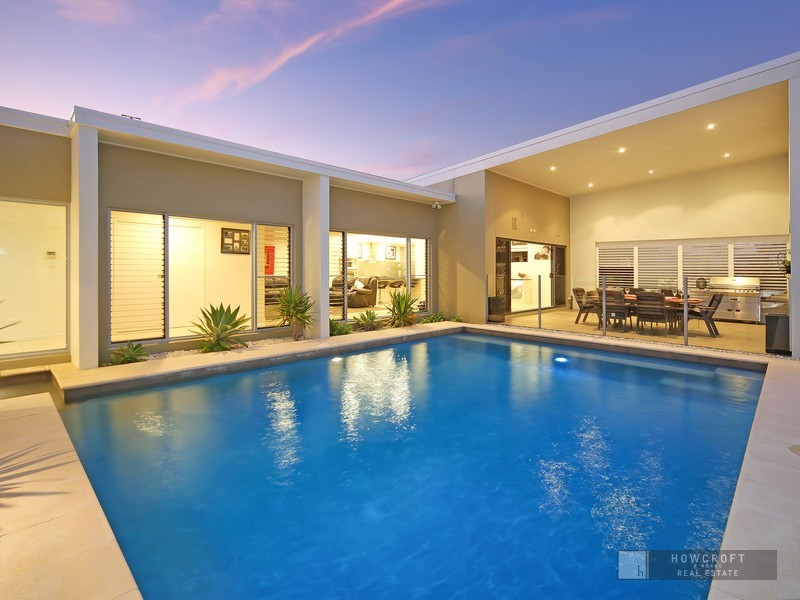 13 Margarita Court, Kawana Island QLD 4575
