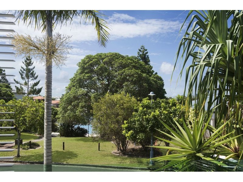 2 Rosella Street, Parrearra QLD 4575