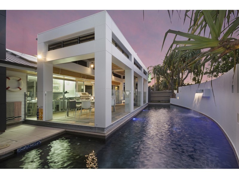 2 Rosella Street, Parrearra QLD 4575