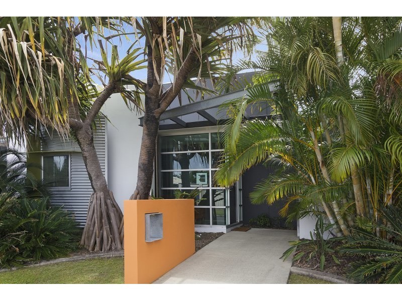 2 Rosella Street, Parrearra QLD 4575