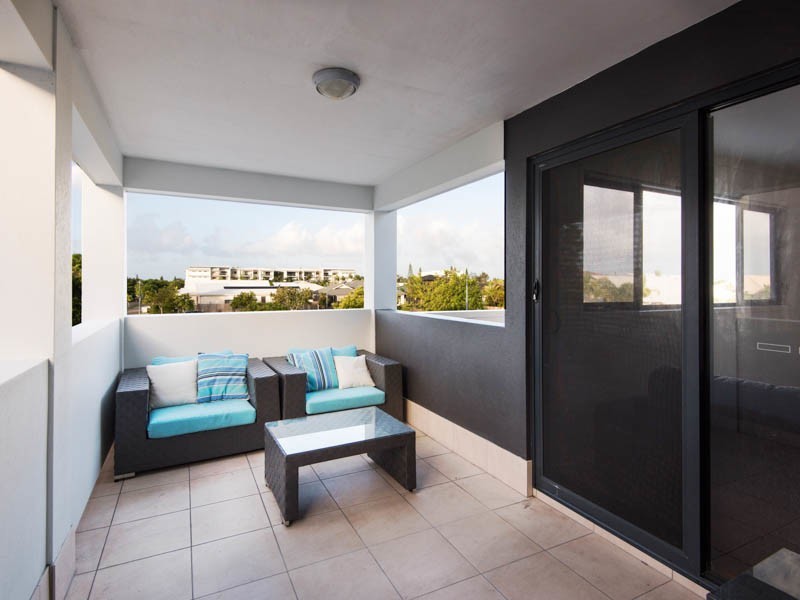 2 Molokai Lane, Kawana Island QLD 4575