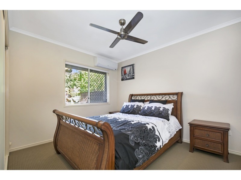 14 BONAIRE Court, Kawana Island QLD 4575