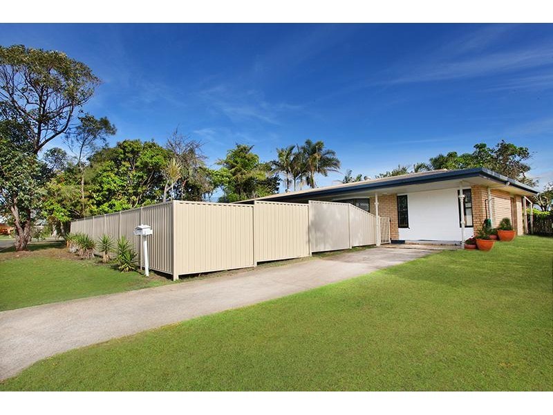 2 Uringa Street, Warana QLD 4575