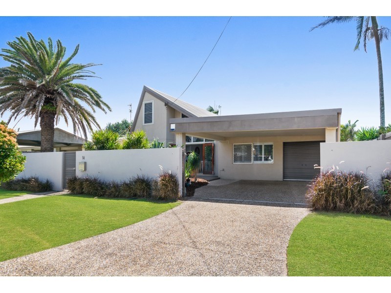 14 Lapoinya Crescent, Warana QLD 4575