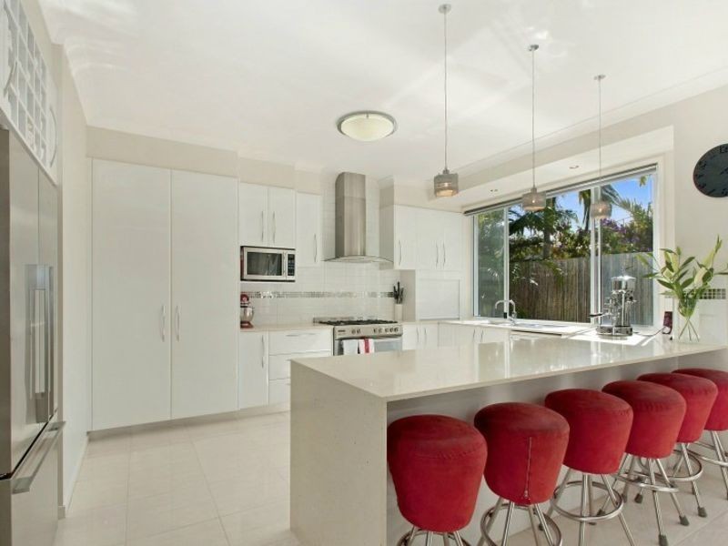 3 Panama Court, Kawana Island QLD 4575