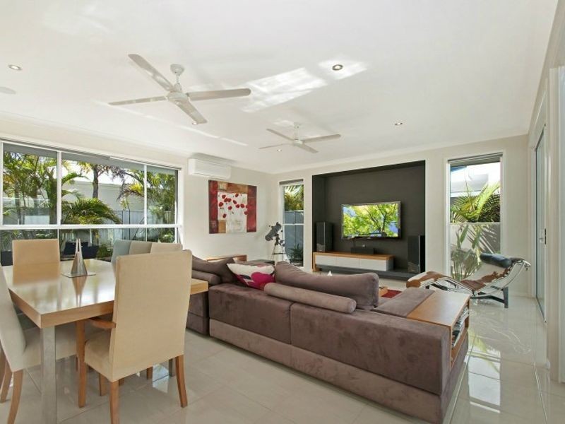 3 Panama Court, Kawana Island QLD 4575