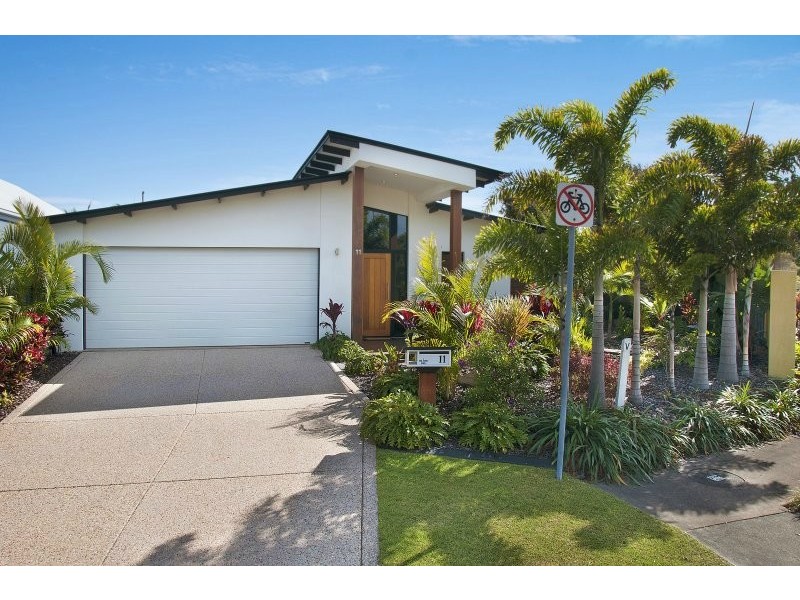 11 Saba Place, Kawana Island QLD 4575
