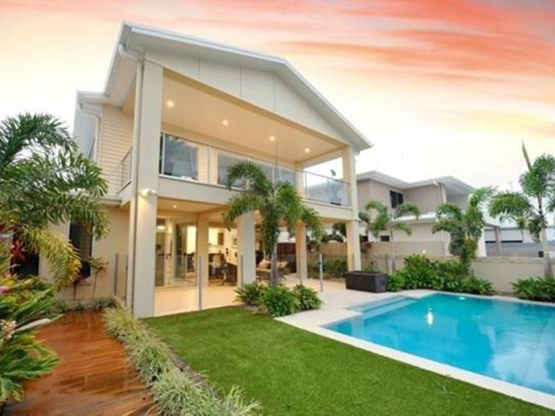 25 Barbuda Circuit, Kawana Island QLD 4575