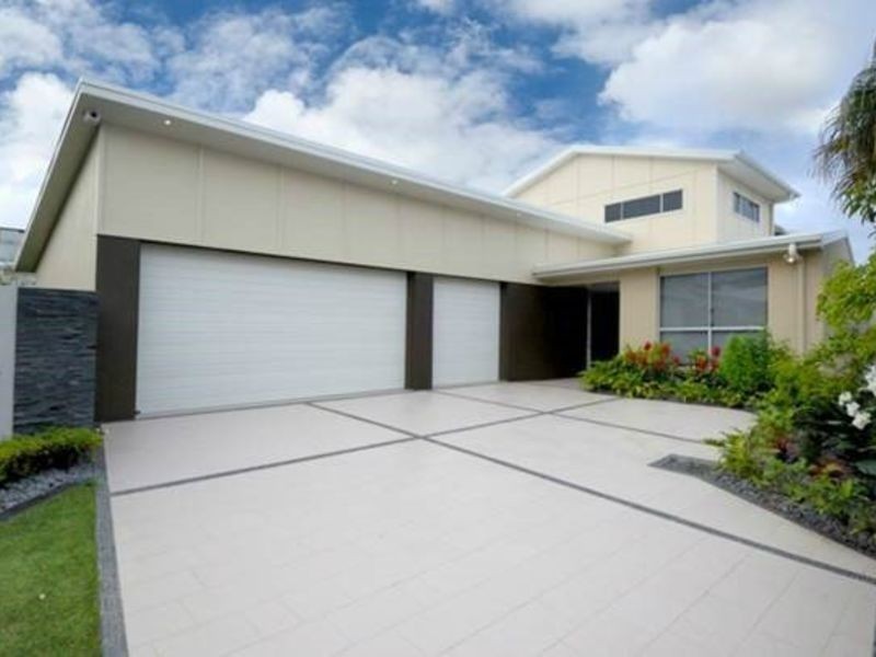 25 Barbuda Circuit, Kawana Island QLD 4575