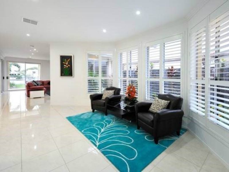 25 Barbuda Circuit, Kawana Island QLD 4575