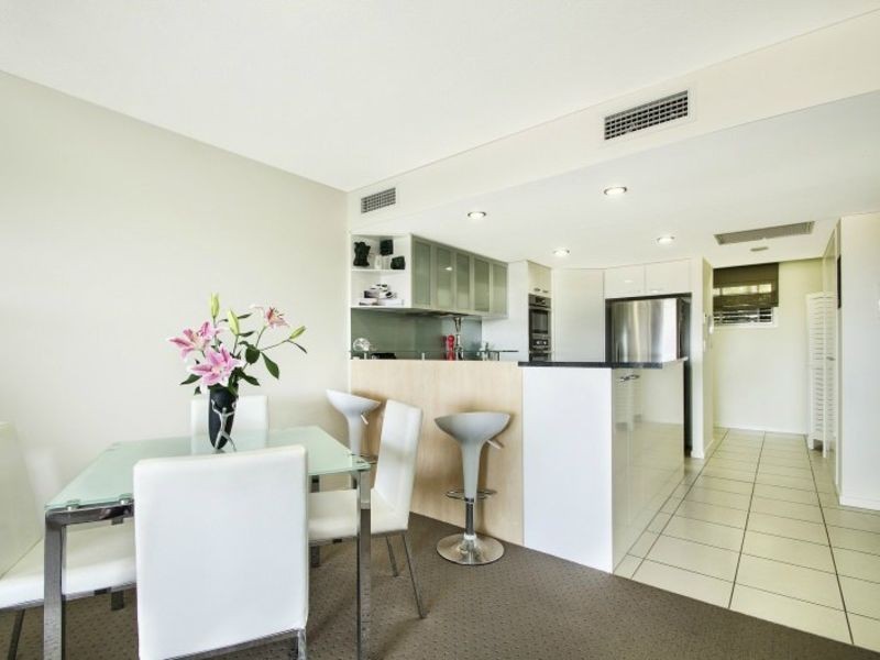 32/57 Grand Parade, Kawana Island QLD 4575