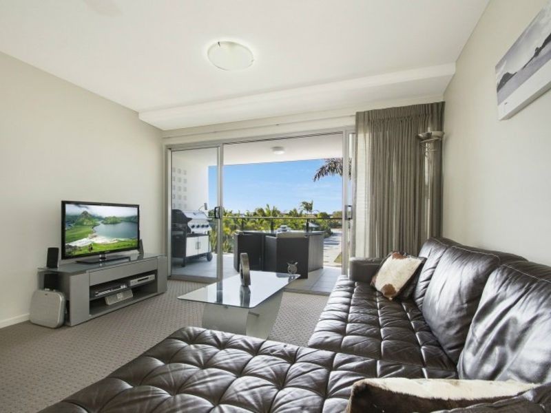 32/57 Grand Parade, Kawana Island QLD 4575