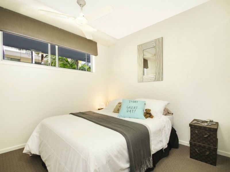 32/57 Grand Parade, Kawana Island QLD 4575