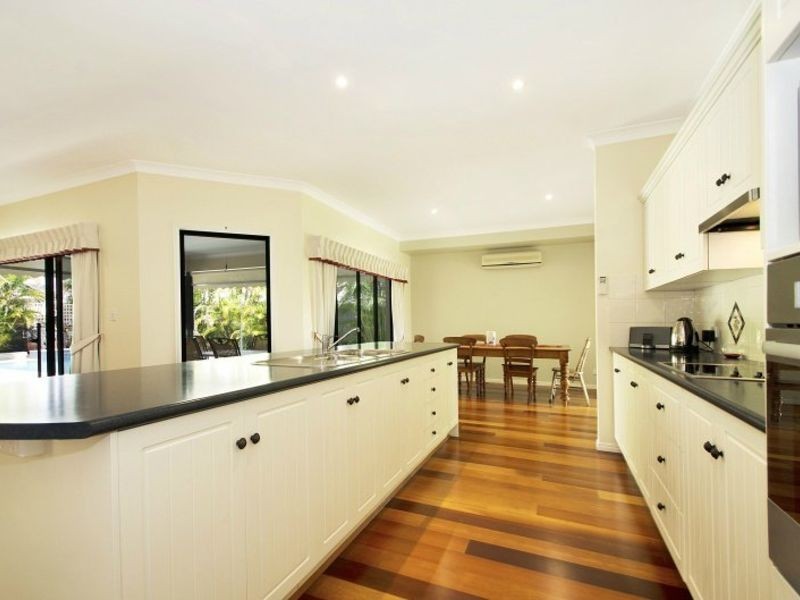 3 Bahamas Circuit, Kawana Island QLD 4575