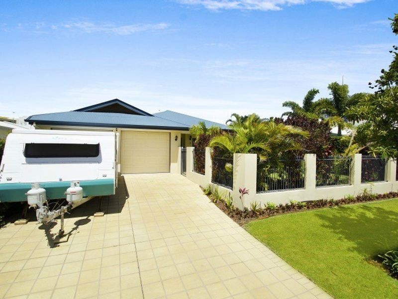 3 Bahamas Circuit, Kawana Island QLD 4575