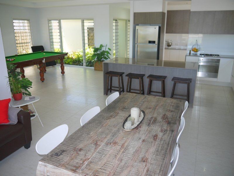 49 Lamatia Drive (Brightwater), Mountain Creek QLD 4557