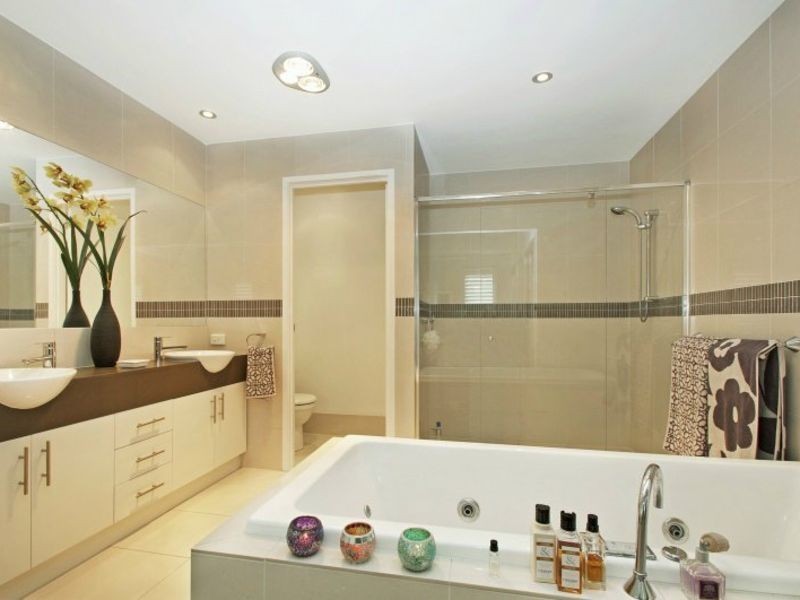 12 Barbuda Circuit, Kawana Island QLD 4575