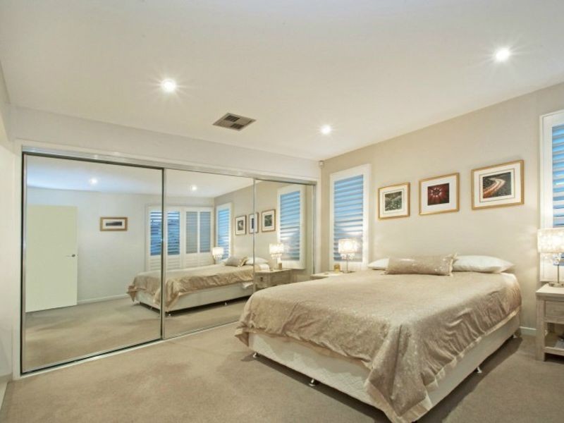 12 Barbuda Circuit, Kawana Island QLD 4575