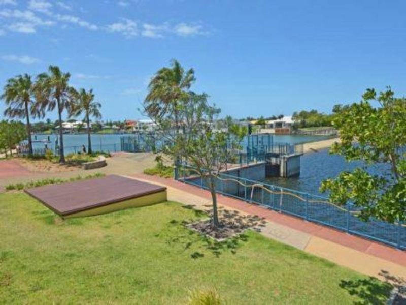 27/51 Grand Parade, Kawana Island QLD 4575