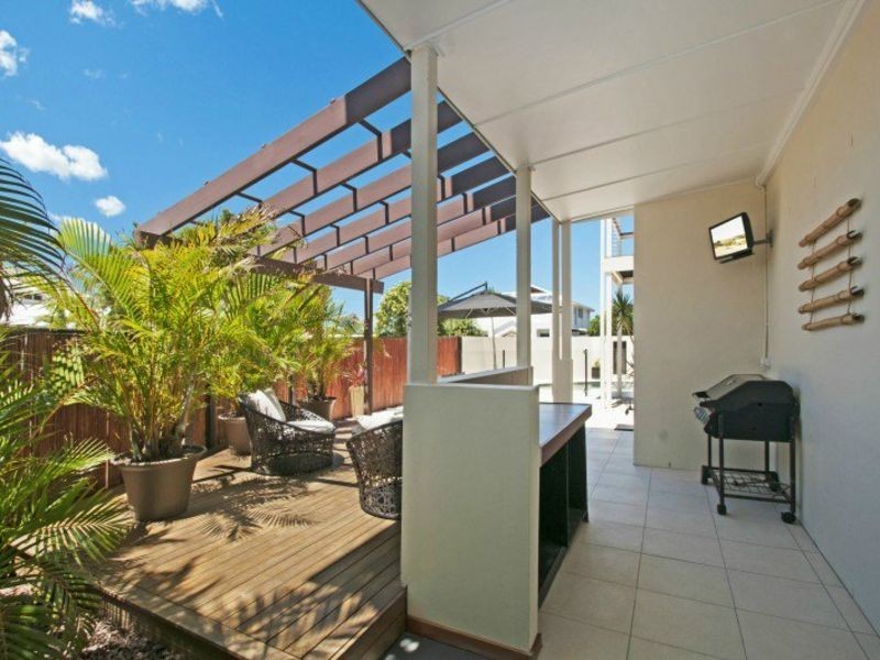 7 Corfu Street, Kawana Island QLD 4575