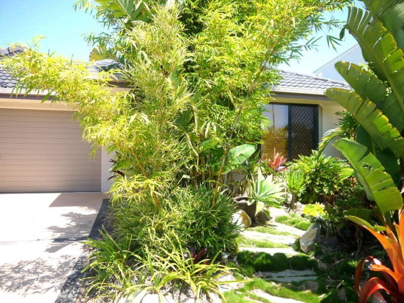 8 Trinidad Street, Kawana Island QLD 4575