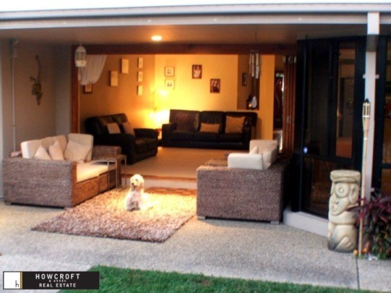 21 Bonaire Court, Kawana Island QLD 4575